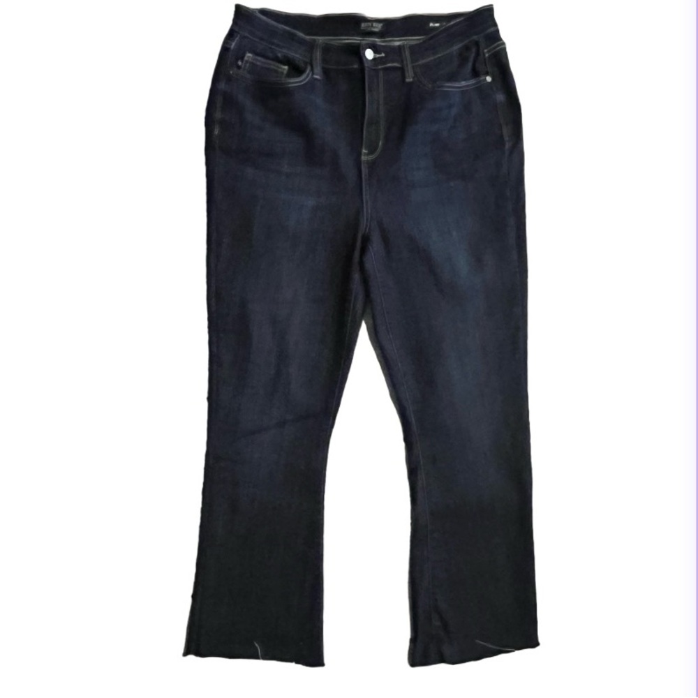 JUDY BLUE JEANS SIZE 15/32 STRETCH STRAIGHT